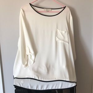 Off white dress blouse with black outlining